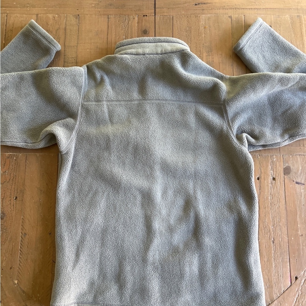 Patagonia gray fleece zip front jacket - Picture 5 of 7